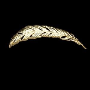 Signed Monet Long Gold Tone Feather Quill Brooch Pin Vintage 5 Inches